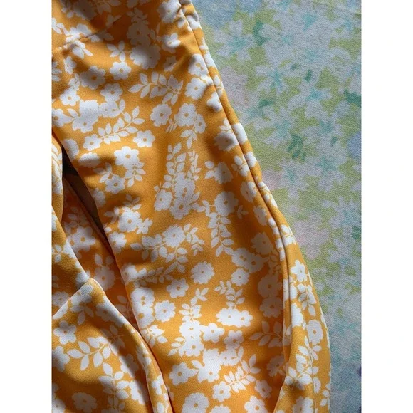 Citrine | One Piece Swimsuit Small Yellow Floral Tie Shoulder Square Neck Beach - Picture 7 of 7